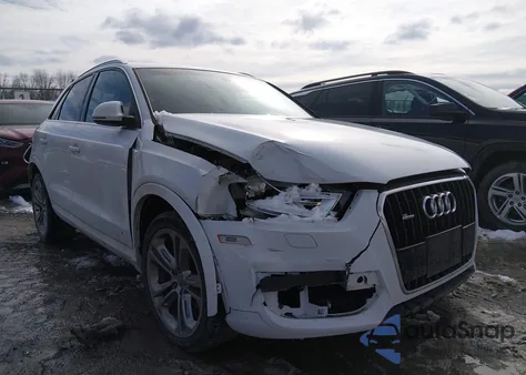 2015 Audi Q3 2.0T Premium Plus z USA, uszkodzony, nr VIN WA1GFCFS8FR014444